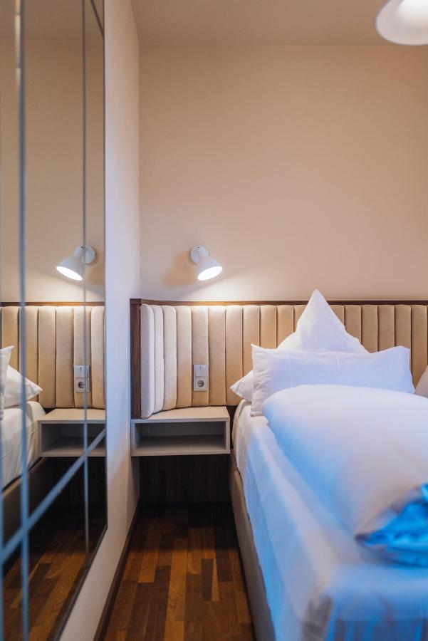 Hotel Amalia - Boutique Hotel Ландсхут Экстерьер фото