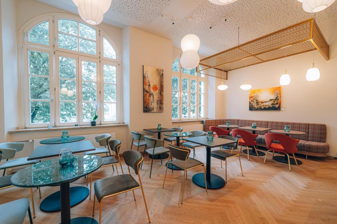 Hotel Amalia - Boutique Hotel Ландсхут Экстерьер фото