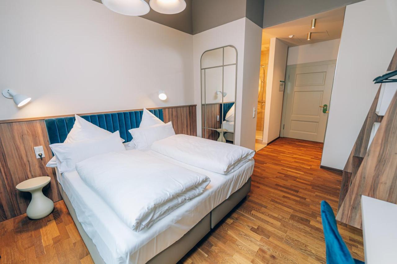 Hotel Amalia - Boutique Hotel Ландсхут Экстерьер фото