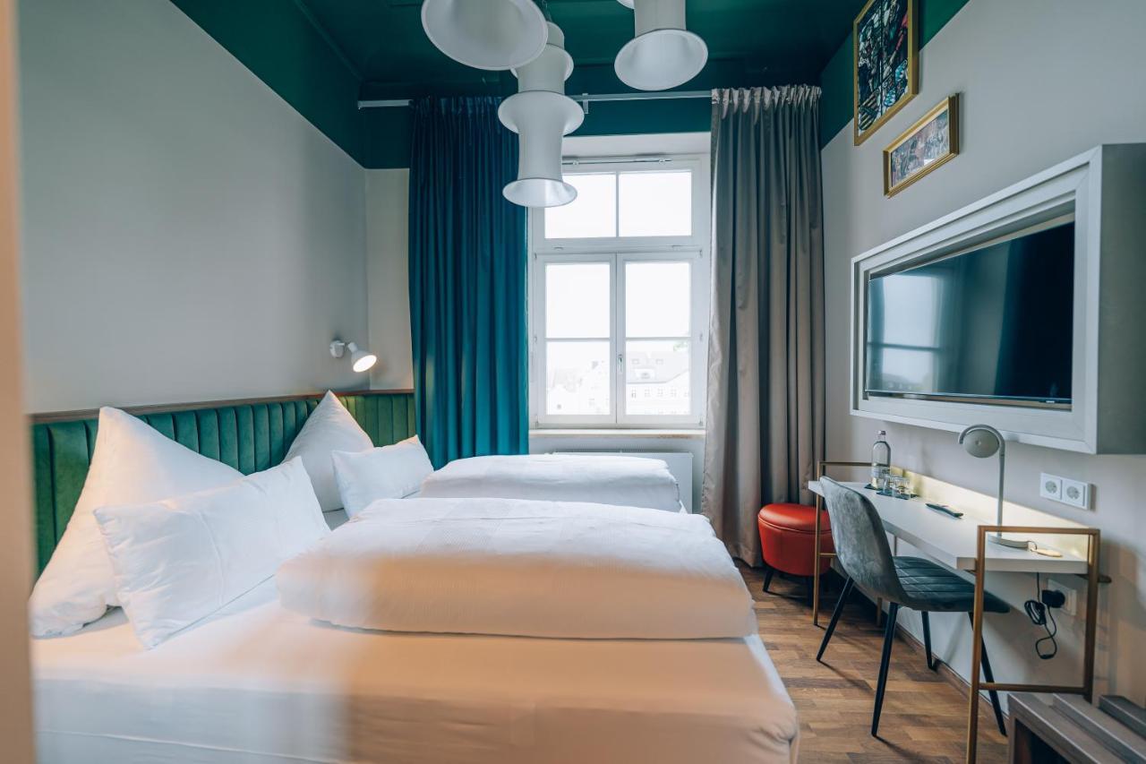 Hotel Amalia - Boutique Hotel Ландсхут Экстерьер фото